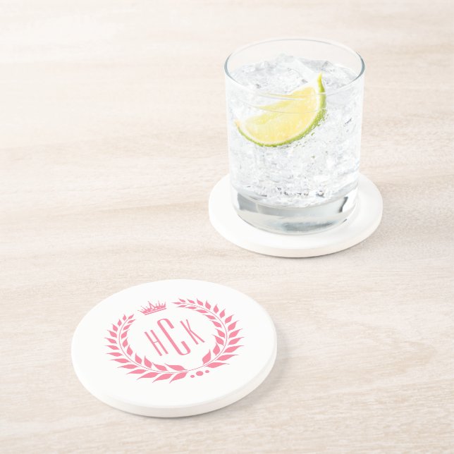 Rosa lagerkrans med anpassad monogram underlägg (Sidan)