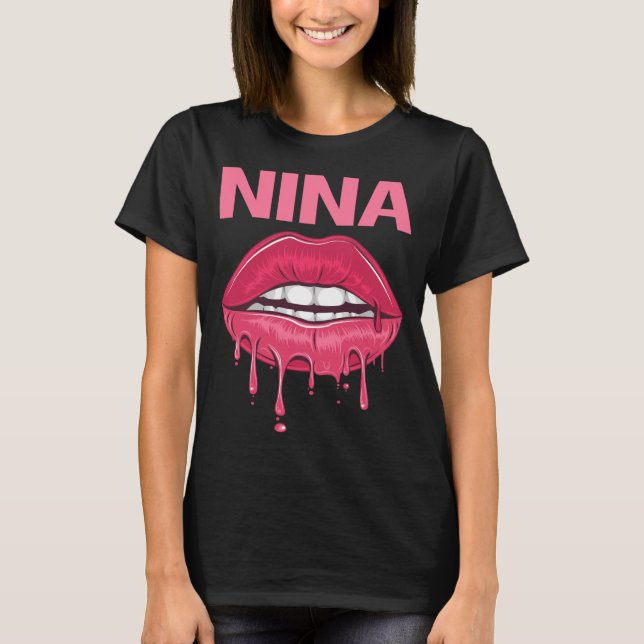 Rosa Läppar - Nina Namn T Shirt (Framsida)