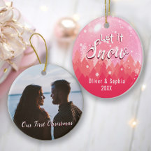 Rosa Låt det snöa första julfoto