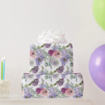 Rosa Lila Burgundy Blommigt Bröllop Wrapping Pappe Presentpapper<br><div class="desc">Ett söt-sortiment av lila,  rosa och blommor med lätt grått-bakgrund är den perfekt bröllop-presentfigurationen som din brud kommer att göra i kärlek</div>