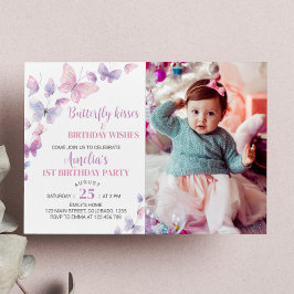 Rosa Lila Butterfly Första födelsedagsinbjudan Inbjudningar