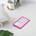 Rosa lila glitter droppar monogram namn flicka<br><div class="desc">En holografisk färgad med samma kondensfärg. Dekorerad med rosa, lila och ro guld faux glitter droppar, färgdroppstift. Anpassa och lägg till ditt namn. Namn är skrivet med ett handskript i stil med dekorationer. Om du bara vill behålla utslagen tar du bort exemplet namn lämnar du blankstegen eller symbolerna framför och...</div>