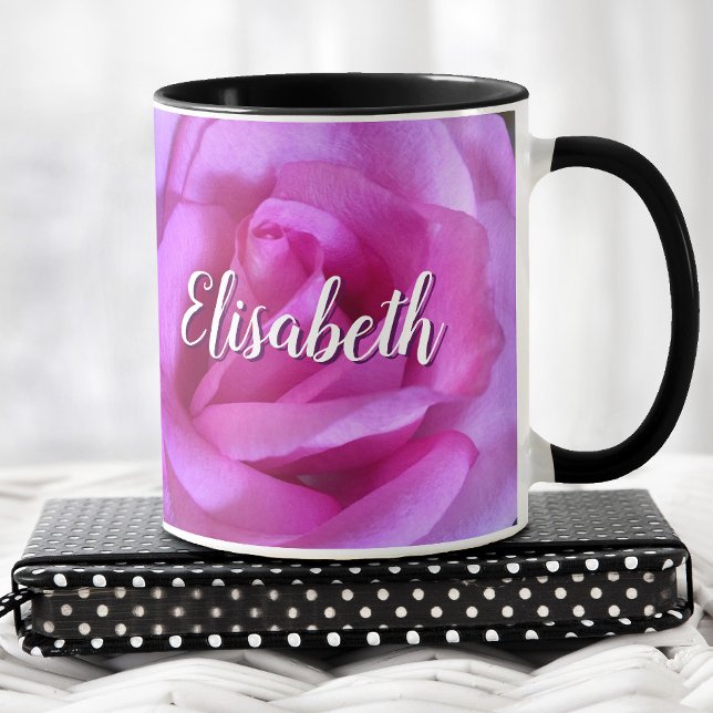 Rosa lila ro-blommans egna namn för närbild mugg (Skapare uppladdad)
