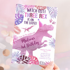 Rosa Lila Three Rex Girl Dinosaur Birthday Inbjudningar