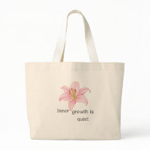 Rosa lilja blomma inre tillväxt inspirerande