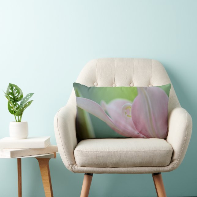 Rosa Lily by Shirley Taylor Lumbarkudde (Stol)