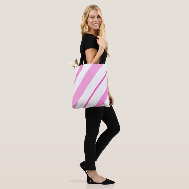 Rosa linjer tygkasse (På modell)