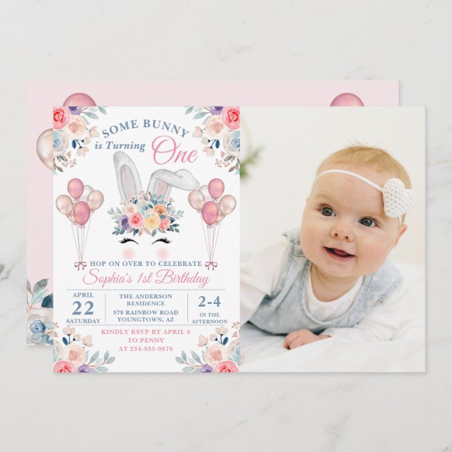 Rosa Lite Bunny Blommigt Balloon 1:a födelsedagsfo Inbjudningar (Fram/baksida)