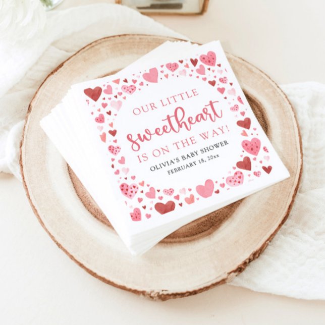Rosa Little Swehoney Valentines Day Baby Shower Pappersservett (Watercolor Cute Pink and Red Hearts A Little Sweetheart Valentine's Day Baby Shower Napkins)