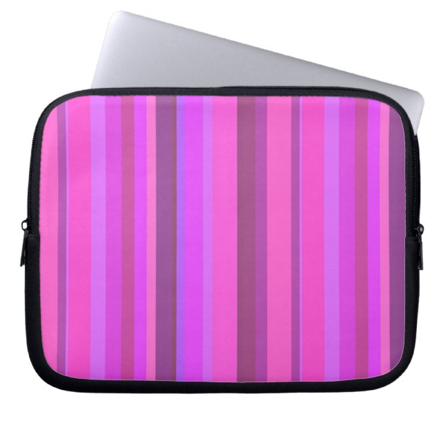Rosa lodrät rand laptop sleeve (Framsidan)