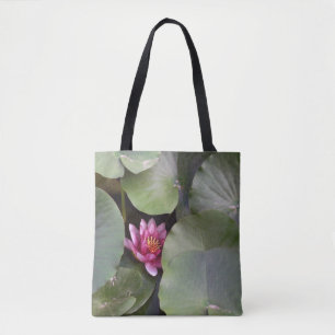 Rosa Lotus Blommar bland Löv-fotografi Tygkasse