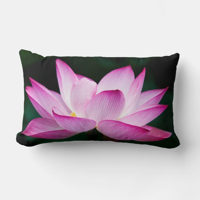 Rosa Lotus Flower Lumbarkudde (Framsida)