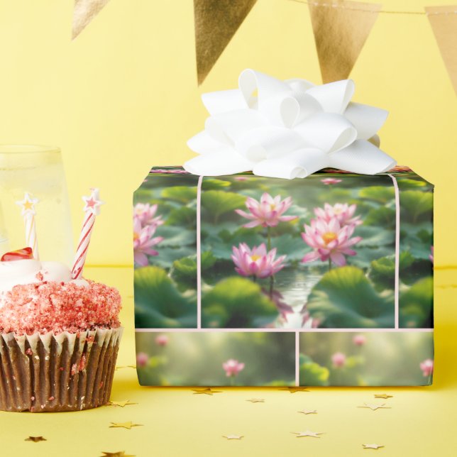 Rosa Lotus Flyter i en damm Presentpapper (Födelsedagsfest)