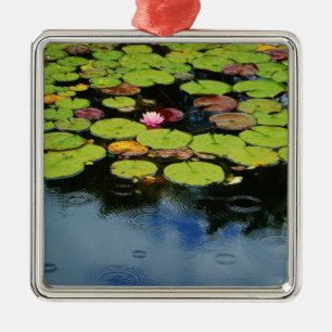 Rosa lotus i Rain Julgransprydnad Metall