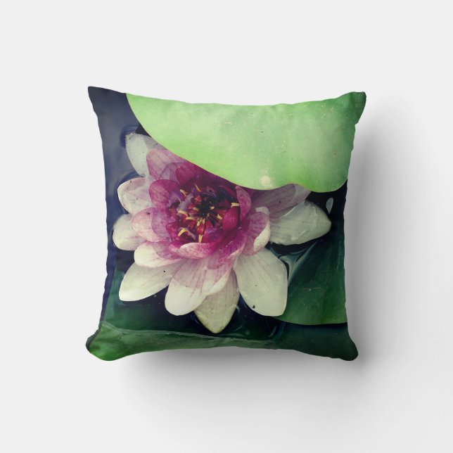 Rosa Lotus Photography Cushion Kudde (Framsida)