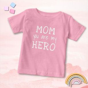 Rosa Mamma är du min Hero Typography Mor's Day T Shirt