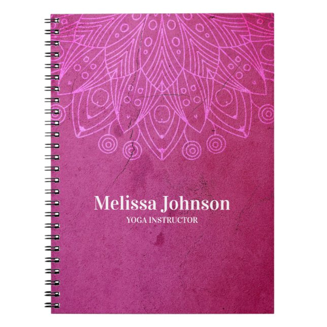 Rosa Mandala Yoga Meditation Anpassningsbar Anteckningsbok (Framsidan)
