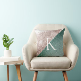 Rosa marmorglittergrön monogram kudde
