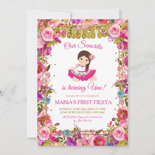 Rosa mexikanska flicka Fiesta håller på att bli fö Inbjudningar (Framsida)