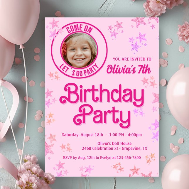 Rosa Mode Doll Photo Födelsedagsfest Inbjudningar (Cute pink doll birthday party invitation with a place for a photo. This is an any age invitation.)