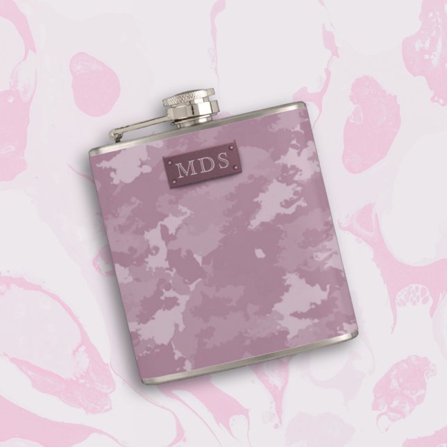 Rosa Modern kamouflage monogrammad kolv av kamoufl Fickplunta (Pink Modern Camo Camouflage Monogrammed Flask with space for your initials)