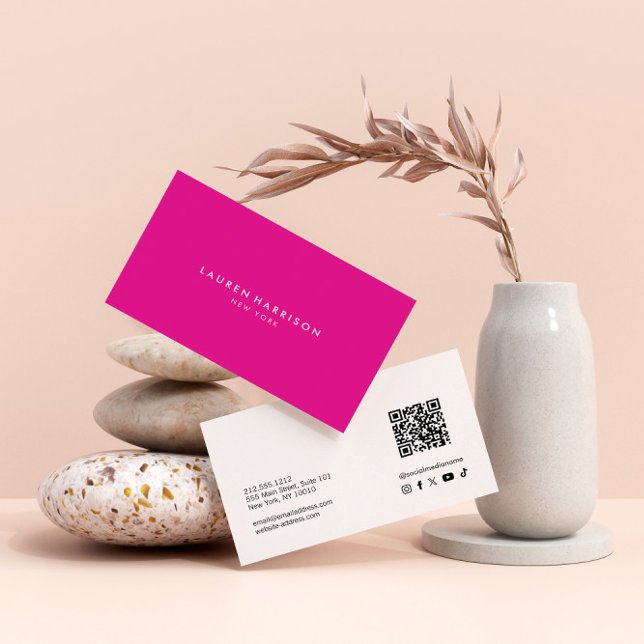 Rosa Modern Minimalistisk Qr-kod Sociala Medier Visitkort (Skapare uppladdad)