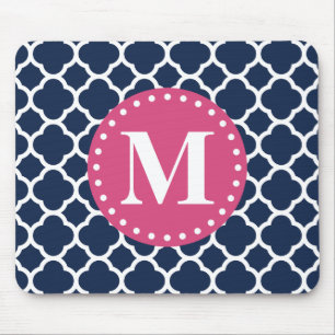Rosa Monogram Navy Quatrefoil Mönster Musmatta