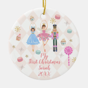 Rosa Nutcracker 1:a julklappen Ornament
