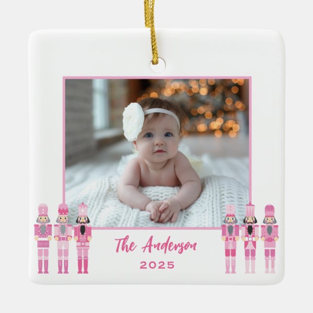 Rosa nutcracker Ornament (Framsida)