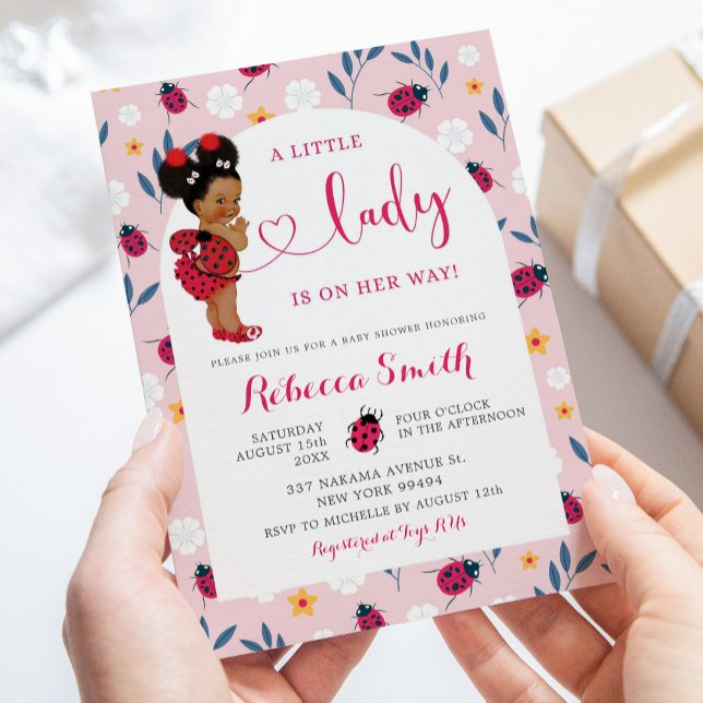 Rosa Nyckelpiga African American Girl Baby Shower Inbjudningar (Skapare uppladdad)
