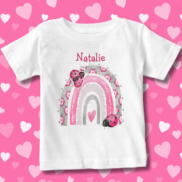 Rosa nyckelpigor med regnbåge baby-t-shirt t shirt