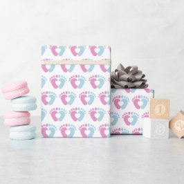 Rosa och blå baby fotavtryck hjärtan design presentpapper
