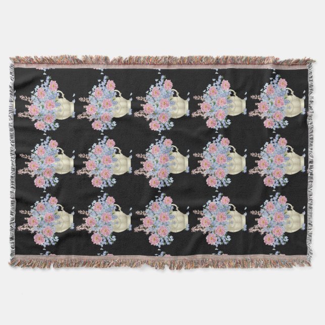 rosa och blåa blommor med svart bakgrund filt (Framsidan)