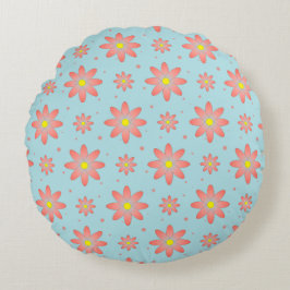 Rosa och blommor i pulverblått delikat daisy rund kudde