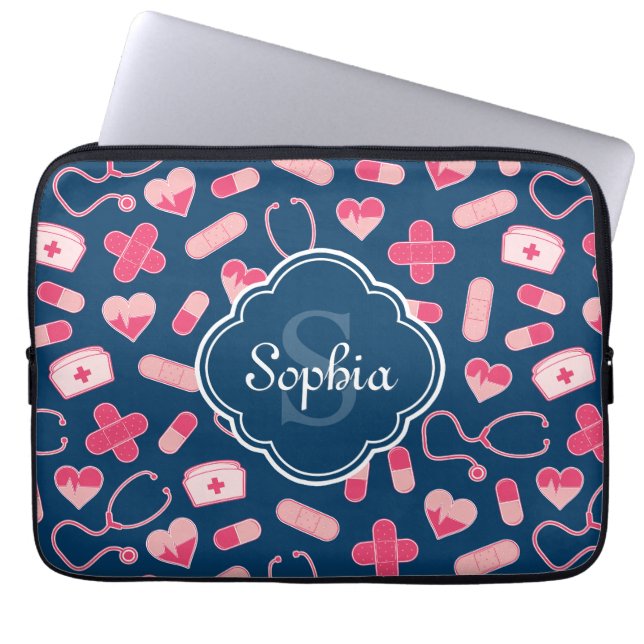 Rosa och Blue Nurse Mönster med Monogram Laptop Fodral (Framsidan)