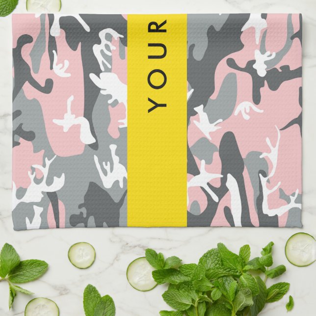 Rosa och Grått-kamouflage Ditt namn anpassar sig Kökshandduk (Vikta)