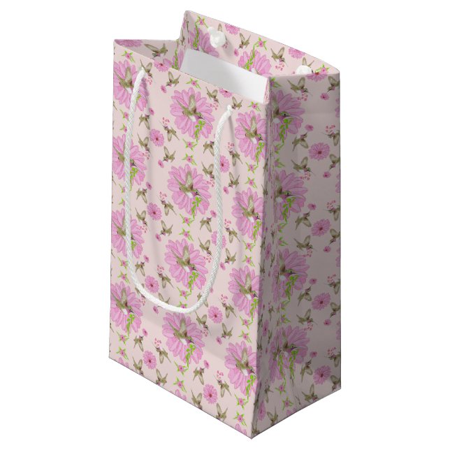 Rosa och grön nostalgisk blommig presentpåse (Framsidan Vinklad)