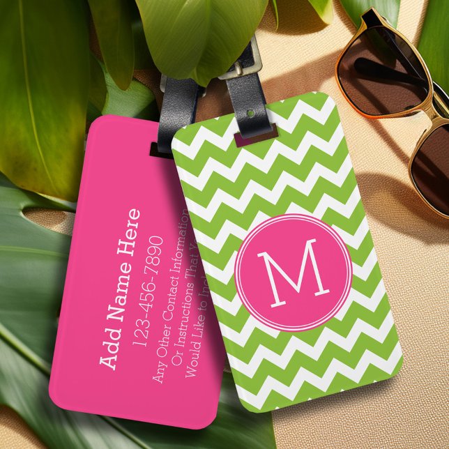 Rosa och Grönt Chevron Mönster med Monogram Bagagebricka (Personalized luggage tag - Add Your contact information and monogram)