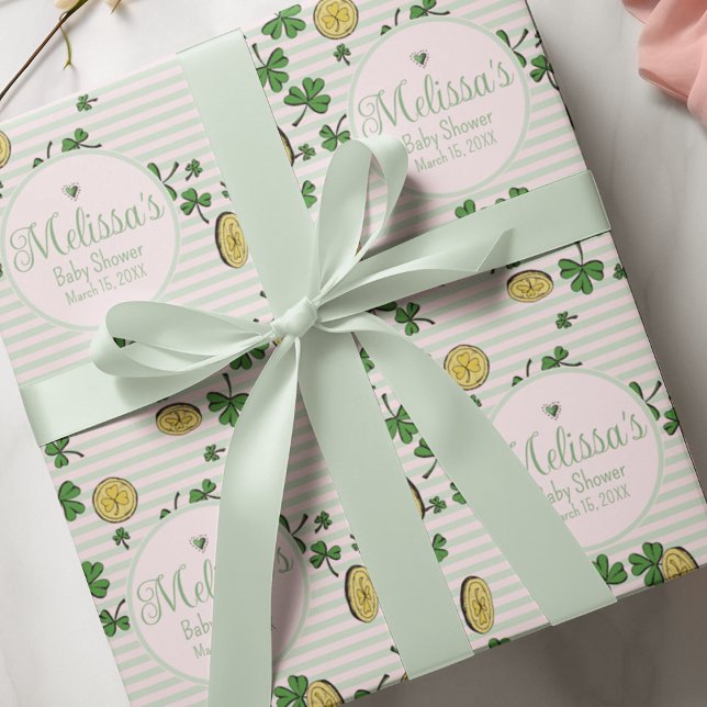 Rosa och Grönt Klöver & Guld Mynt Irish Shower Presentpapper (Cute and Feminine Hand-drawn Irish Illustrations against a Pastel Pink and Green Pinstripe Pattern. )