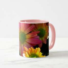 Rosa och gula höstblommor dryckesmugg mugg