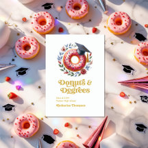 Rosa och Guld Donuts och Degrees Studenten Photo