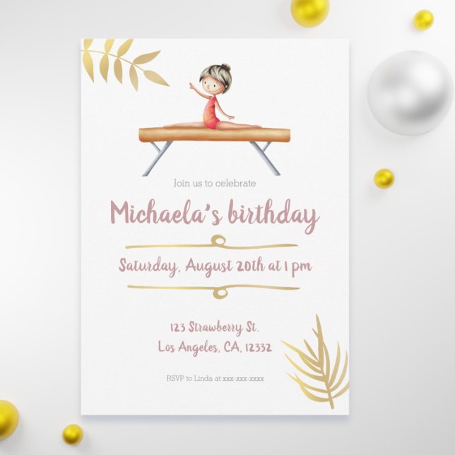 Rosa och Guld Gymnastics Girl på Beam Birthday Inbjudningar (Elegant and cute gymnastics birthday invitation)