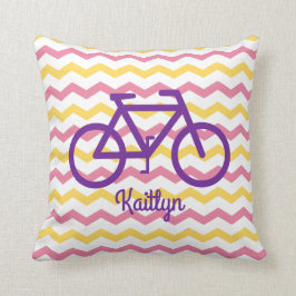 Rosa och Gult Chevron Pillow med Lila Bike Kudde