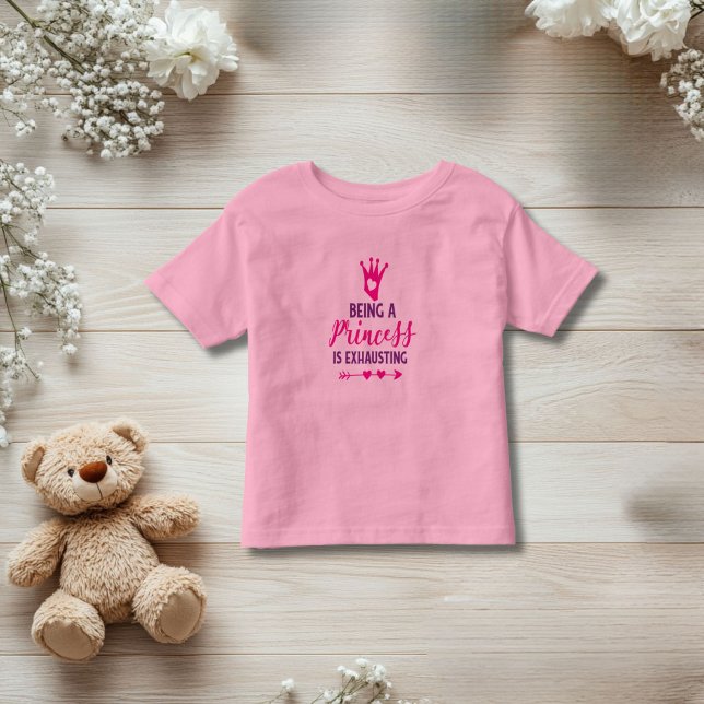 Rosa och Lila Eftersom prinsessan håller på att tö T Shirt (Pink purple baby girl Being a Princess is Exhausting T-shirt. Baby Toddler, Kids Clothing)