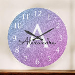 Rosa och Lila Gnistra Glitter Monogram Namn Stor Klocka<br><div class="desc">Rosa och Lila Gnistra Glitter Monogram Namn och första servarurlockning. Wall Clock ger perfekten till någon som kärlek silver gnistra glitter.</div>