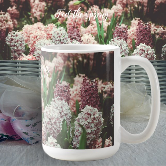 Rosa och Lila Hyacint i Vår Garden Kaffemugg (Skapare uppladdad)