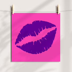 Rosa och lila läppstiftsskydd poster