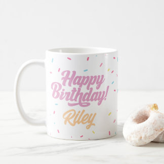 Rosa och Rainbow Sprinkles Anpassade Birthday Kaffemugg