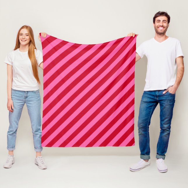 Rosa och röda julpepparmintsränder  fleecefilt (På plats)