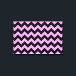 Rosa och svart Zigzag Canvastryck<br><div class="desc">Alternerande rader med rosa och svart zigzagar utgör detta fet geometriska mönster. Designen skapades digitalt från början. Digitalt skapat bilden 9 000 x 6 000 pixlar. Copyright ©2013 Claire E. Skinner, alla höger reserverade. Om du vill se den här designen på andra objekt klickar du på länken "Store" nedan för...</div>